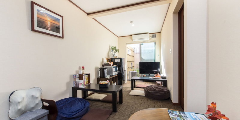 Guesthouse Na-No-Hana - Caters to Women - Hostel, Kyoto, Japan