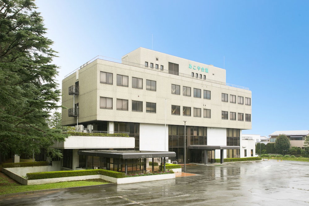 Akoya Kaikan, Japan