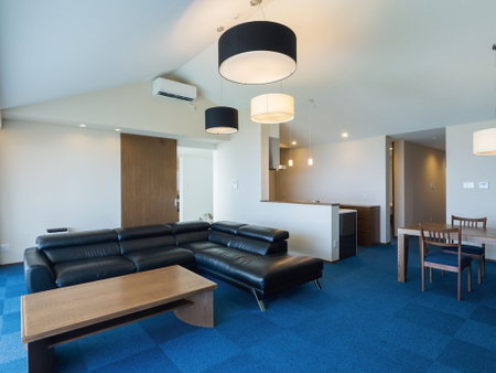 Condominium T-Room, Yomitan, Japan