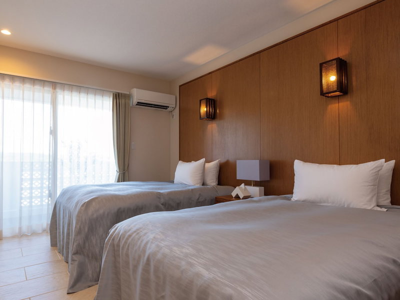 Condominium T-Room, Yomitan, Japan