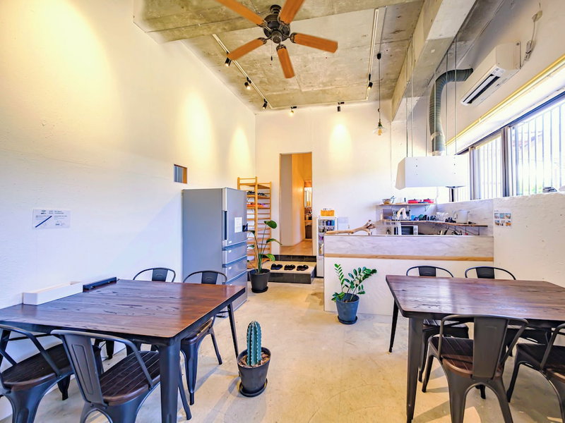 Guesthouse Re-Spect - Hostel, Miyakojima, Japan