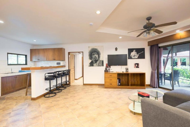 Sai Rougn apartment, Patong Beach, Thailand