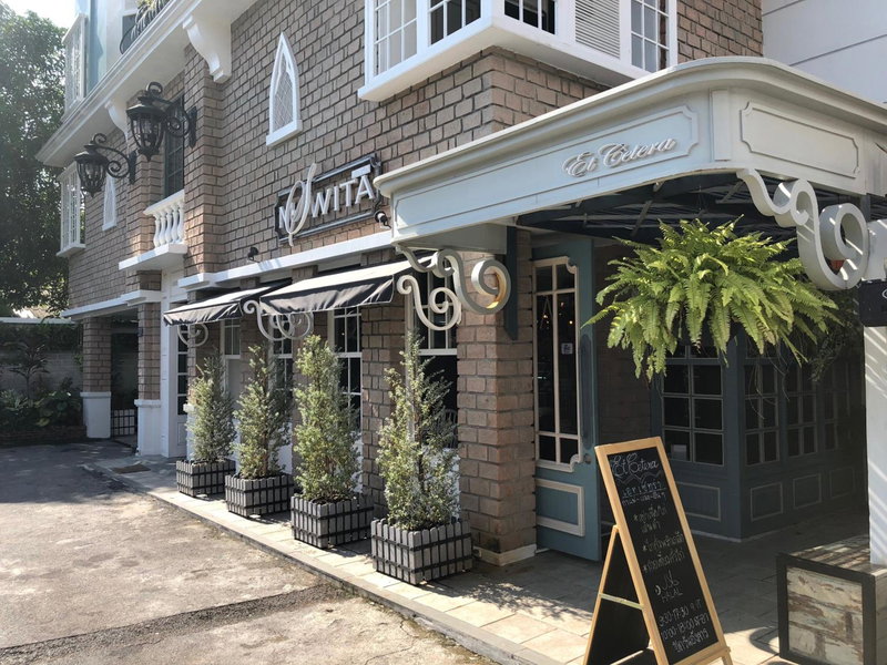 M. Swita เอ็ม.สวิต, Bangkok, Thailand