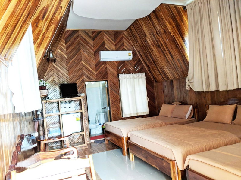 Bansuanphuhong Resort, Chiang Khan, Thailand