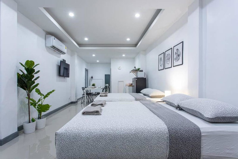 P1 Silom Pan large room full kitchen WIFI 4-6pax, Bangkok, Thailand