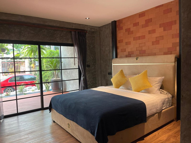 Loft122 Hotel, Ban Song Krathiam, Thailand