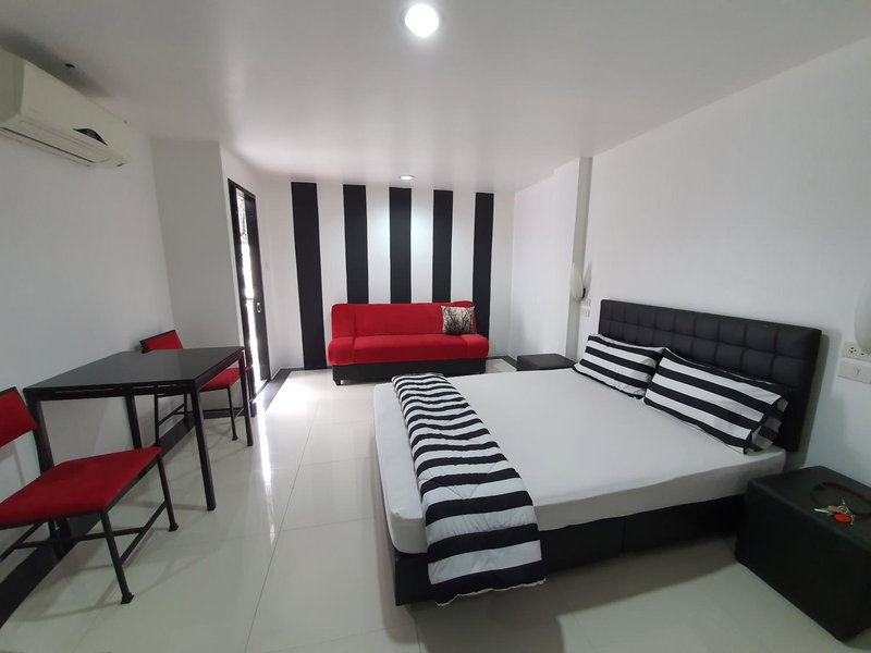 @Room Apartment, Ban Song Krathiam, Thailand