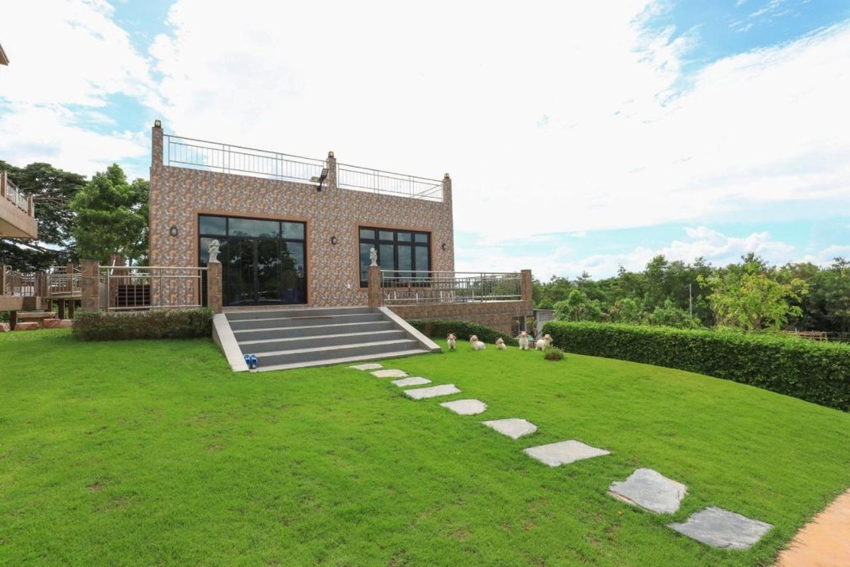 Phu Plearn Ta Pool Villas Khaoyai, Thailand