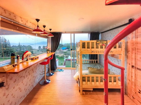 Farm Love Pool Villa Lake View Kaeng Krachan, Ban Khao Dok Mai, Thailand