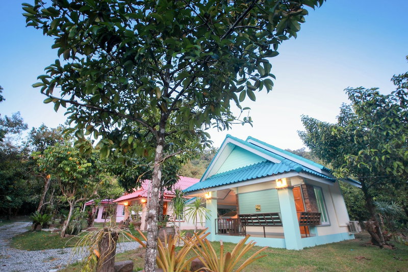 Khao Hin Tang Resort, Klaeng, Thailand