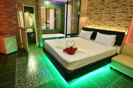 Relax Villa Hotel, Samut Prakan, Thailand