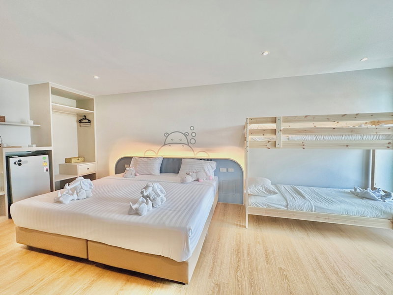 Herma Hotel, Bang Phli, Thailand