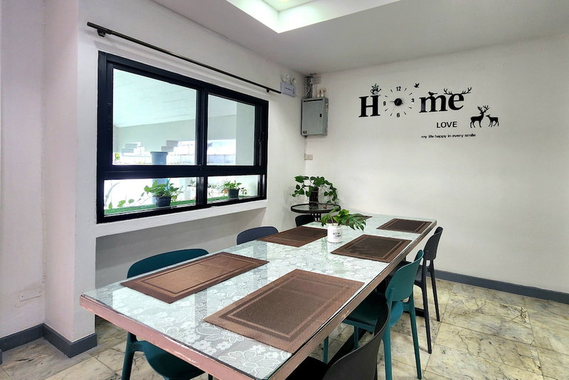 HomeyMaeKha Hostel Chiangmai, Chiang Mai, Thailand