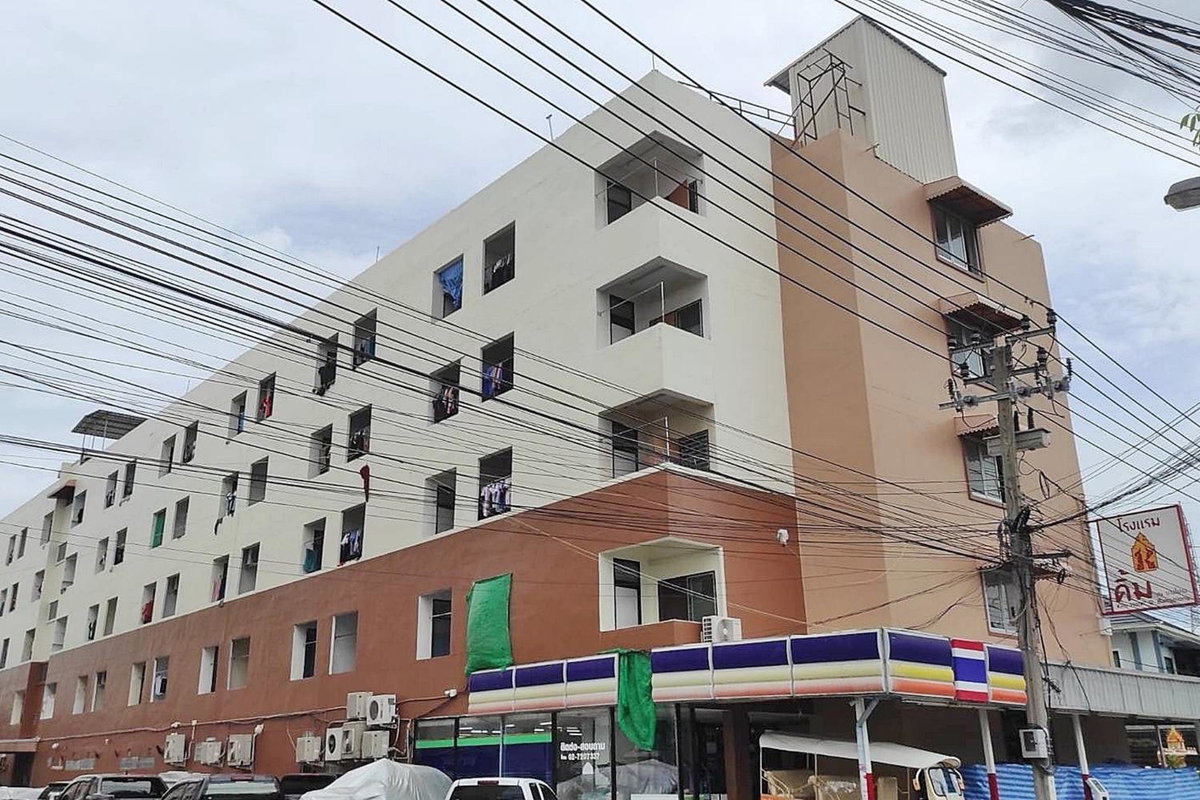 Kim Hotel At Bangplong, Thailand