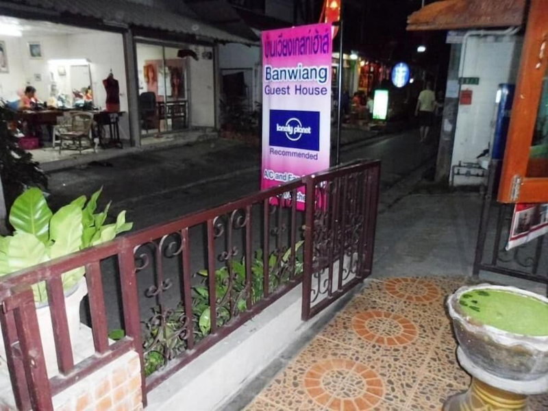 Ban Wiang Guest House, Chiang Mai, Thailand