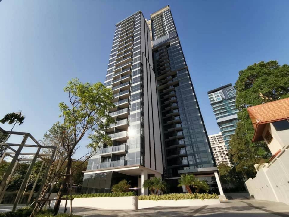 Hotel · the andromeda condominium seaview, Pattaya South