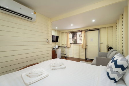 Resort Bangphlat, Bangkok, Thailand