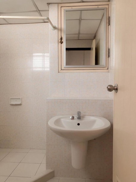 Rangsit Apartment II, Ban Talat Rangsit, Thailand