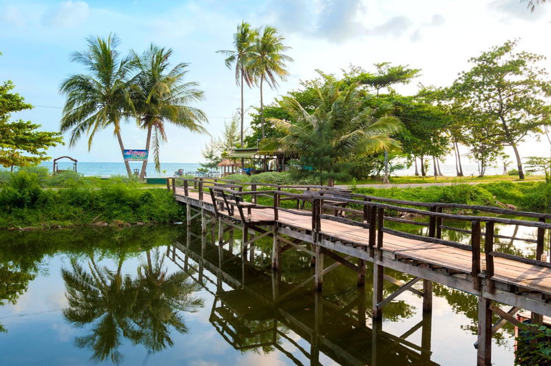 Blues River Resort, Chao Lao Beach, Thailand