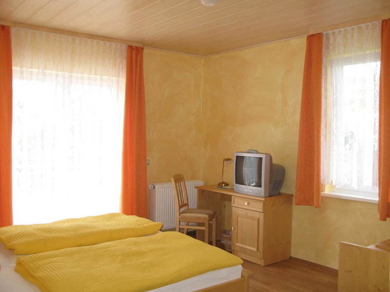 Zur Rotenfelsstube, Traisen, Germany