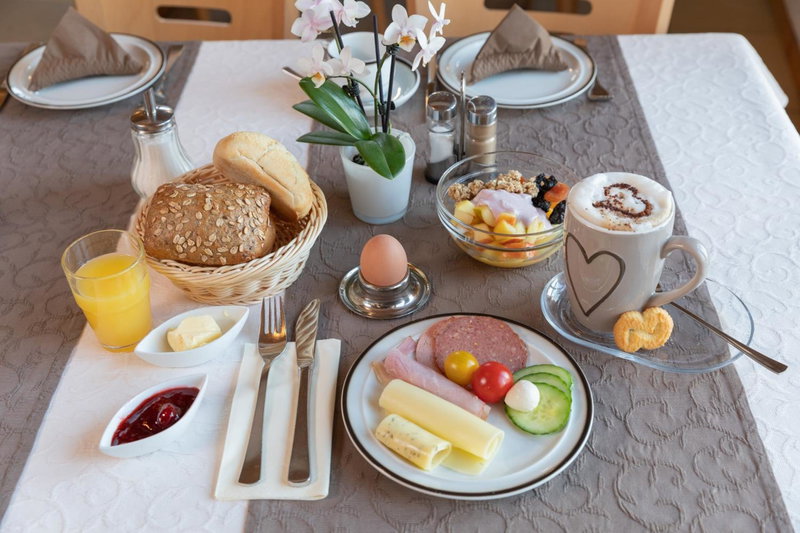 Landhotel Oßwald, Kirchheim am Ries, Germany