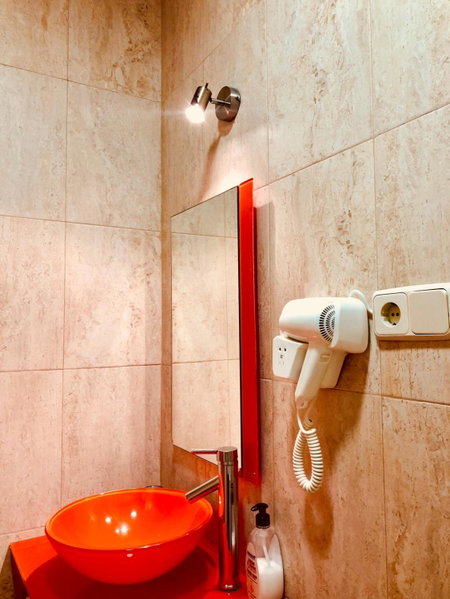 Hostal Nersan2, Madrid, Spain
