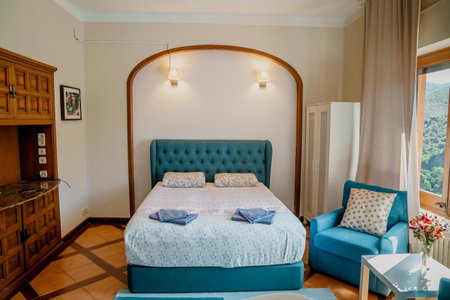 Casa les Pomeretes, El Figaró, Spain