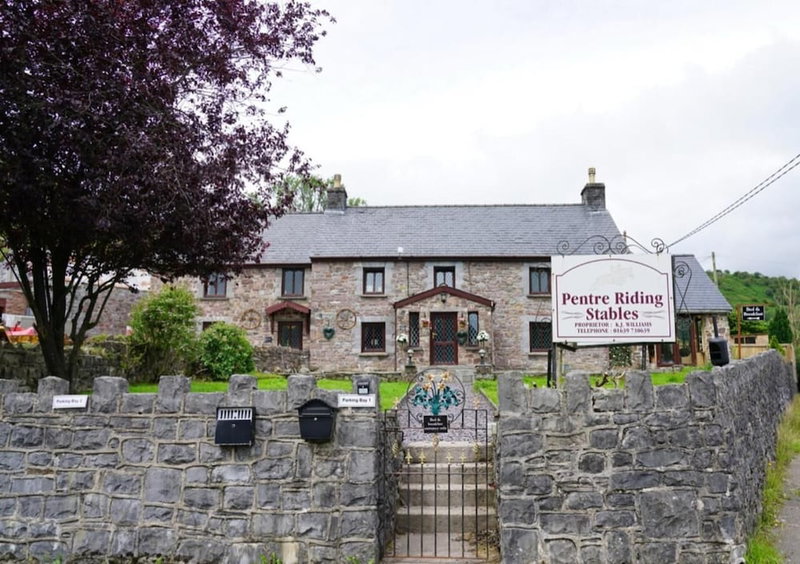 Pentre Riding Stable and Accommodation, Swansea, United Kingdom