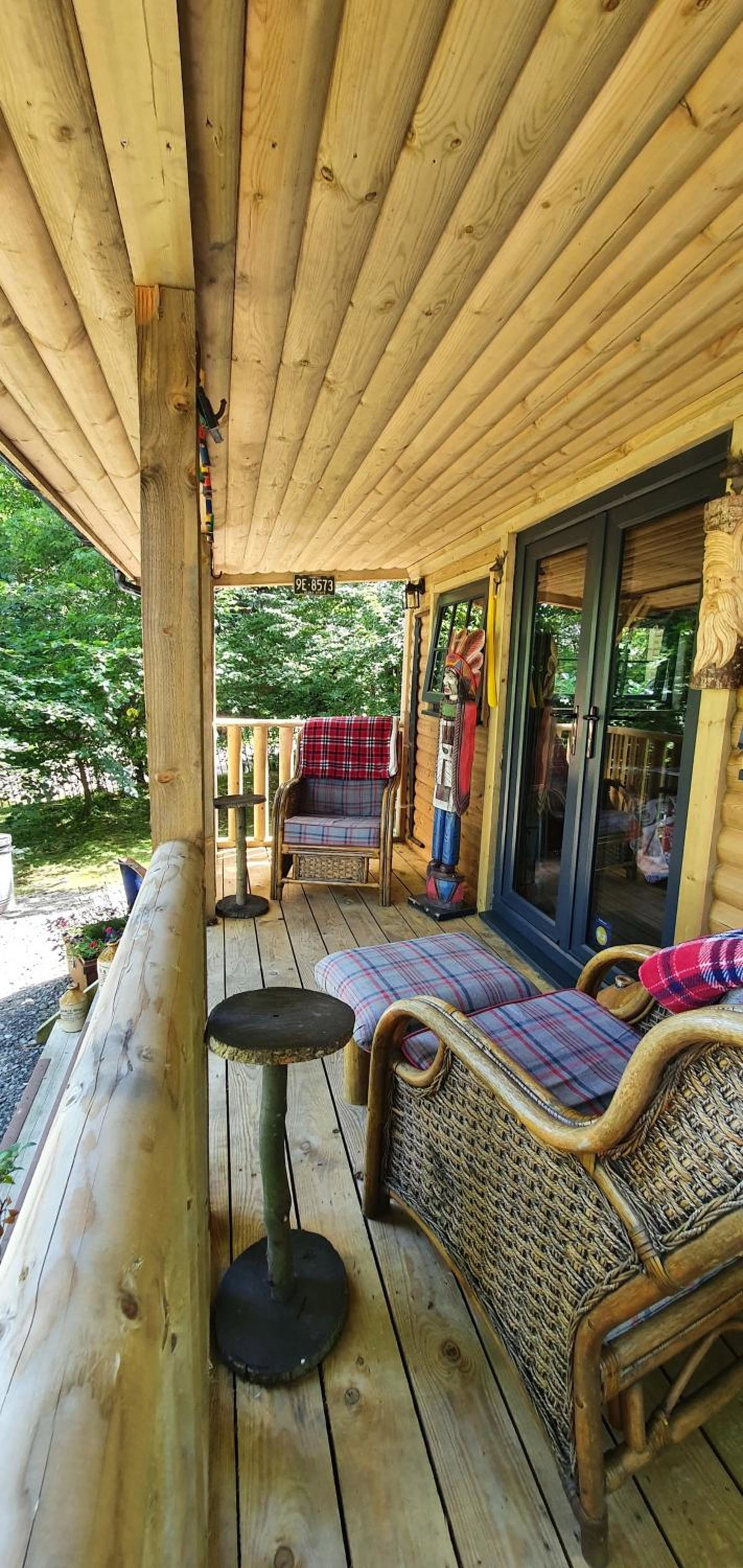 Hotel · The Miners Log Cabin, Blaina