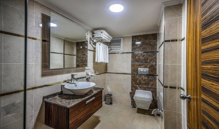 Madi otel, Konak, Turkey