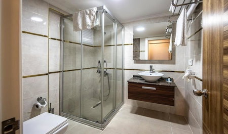 Madi otel, Konak, Turkey