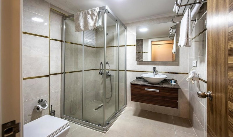 Madi otel, Konak, Turkey