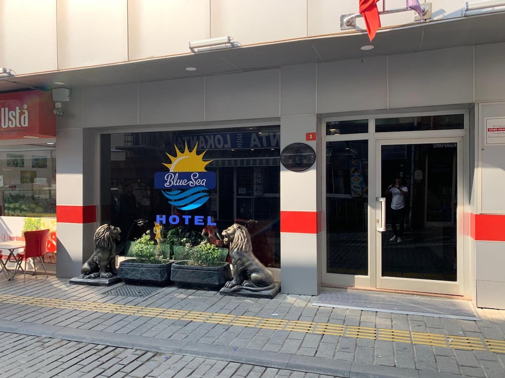 Hotel · Blue Sea Hotel, Tuzla