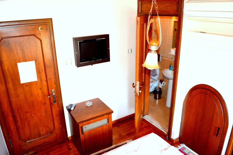Yasar Marin Denizer Pansiyon, Amasra, Turkey