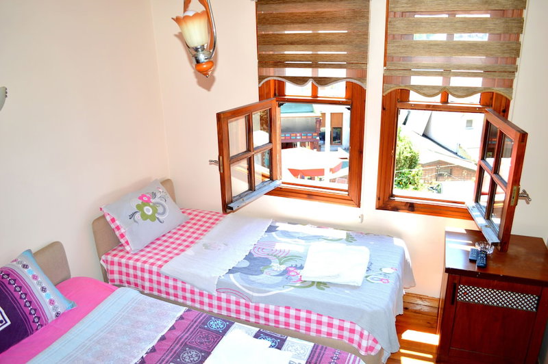 Yasar Marin Denizer Pansiyon, Amasra, Turkey