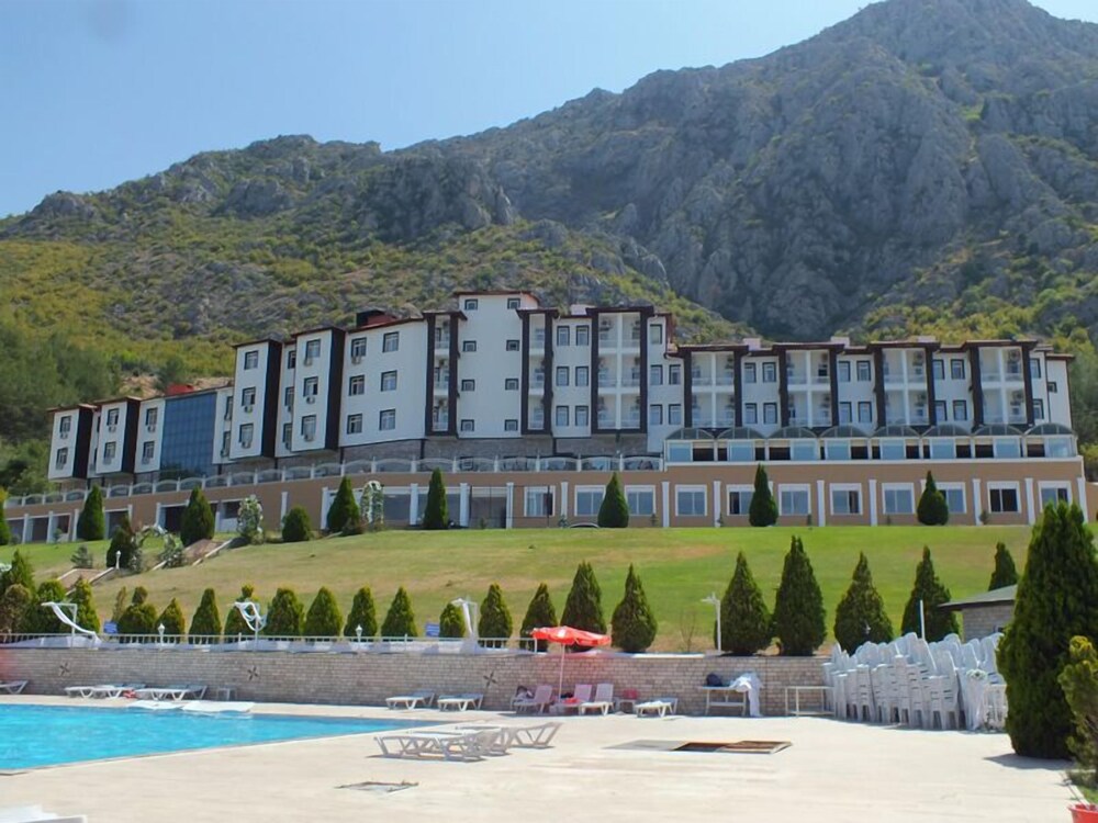 The Apple Palace, Turkey
