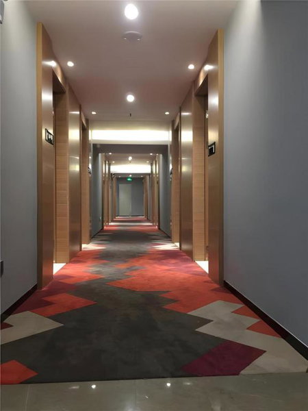 Borrman Hotel Maoming 7th Youcheng Road Municipal Government, Maoming, China