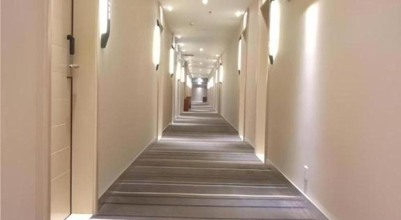City Comfort Inn Shenzhen Shiyan Science and Technology Park, Xin'an, China