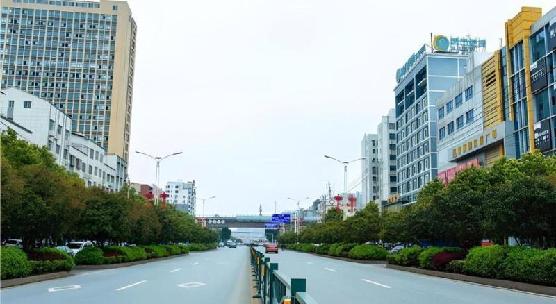 City Comfort Inn Xianning South Station Wanda, Wenquanzhen, China