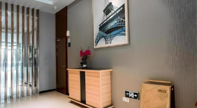 City Comfort Inn Xianning South Station Wanda, Wenquanzhen, China