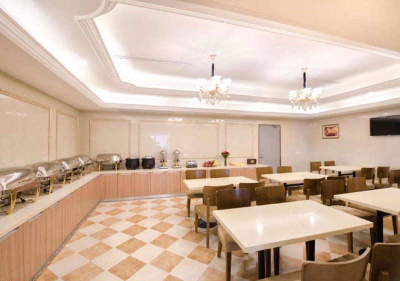 Vienna International Hotel - Shanghai Jiaotong University Humin Road, Shanghai, China