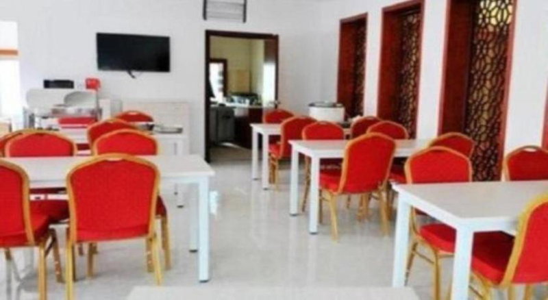 GreenTree Inn Qingdao Licang Shuyan Road Daweng Square Express Hotel, Laoshan, China