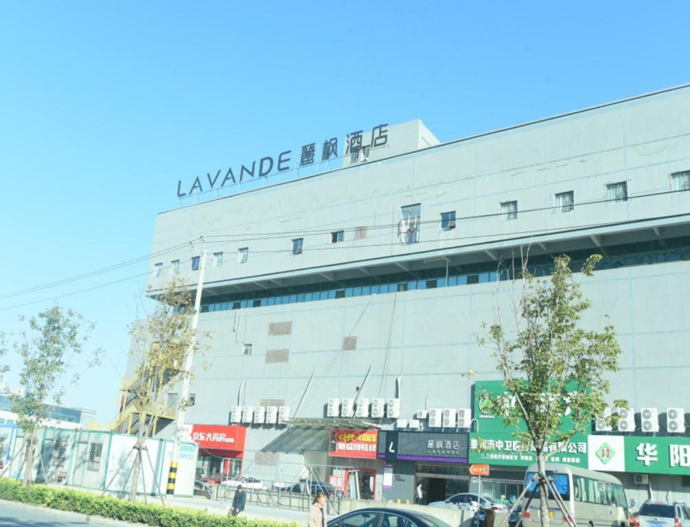 Hotel · Lavande Hotel Taizhou Medicine Market People's Square, T'ang-wan-chen