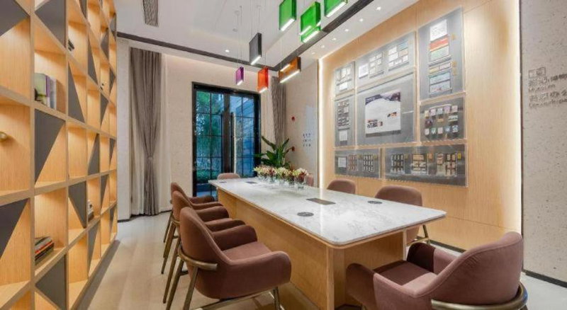 Home Inn Plus Shanghai Pudong Airport Chuansha Branch, Shanghai, China