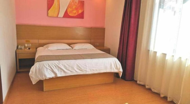 GreenTree Inn Shangrao Qianshan hekou old town Xinjiang longting shell hotel, Shangrao, China