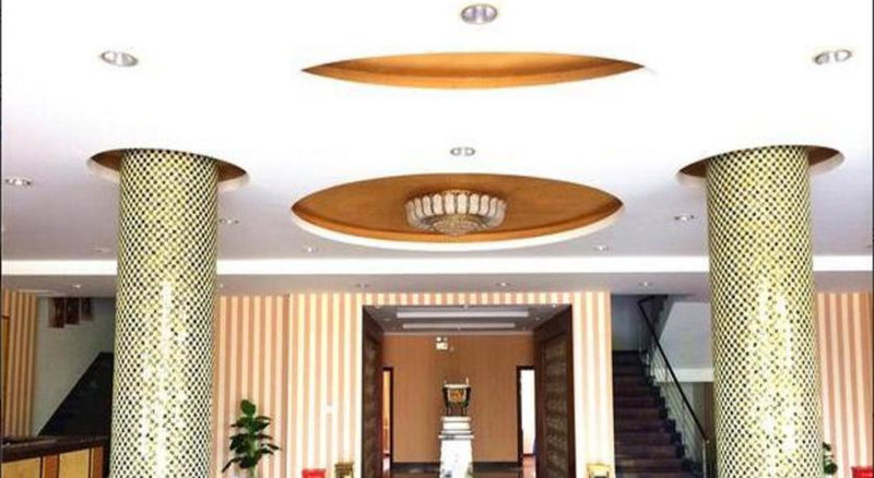 GreenTree Inn Shangrao Qianshan hekou old town Xinjiang longting shell hotel, Shangrao, China