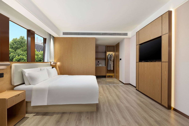 Ramada Encore by Wyndham Wuhan Station, Wuhan, China