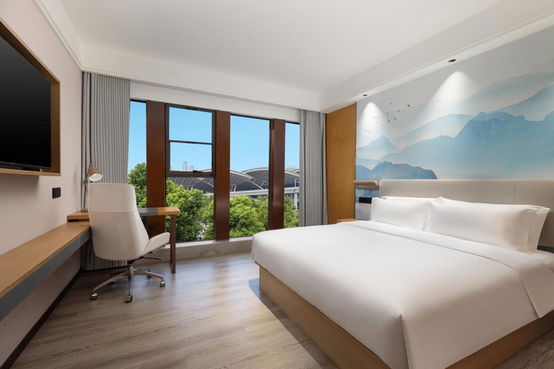 Ramada Encore by Wyndham Wuhan Station, Wuhan, China