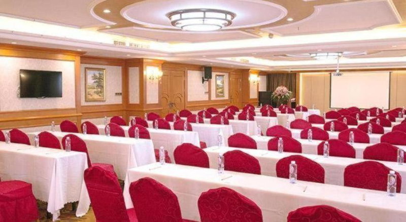 Vienna Hotel Hebei Tangshan Nanhu Park, Tangshan, China