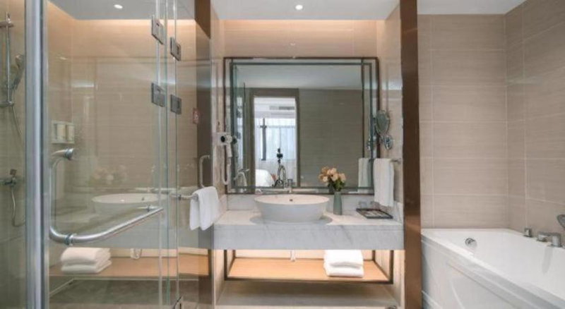 Vienna Hotel Wuhu Ruifeng Shangbo City, Wuhu, China